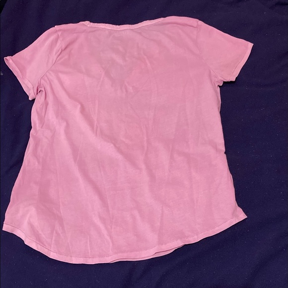 *SOLD* NEW GAP Pocket Tee - Picture 4 of 5
